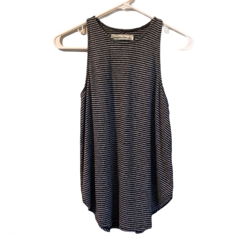 🎃2 for$15!🎃Abercrombie and Fitch tank size small